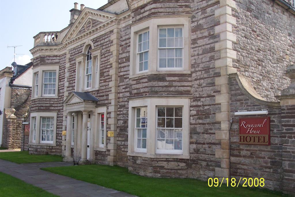 Hotel Rounceval House Chipping Sodbury Esterno foto