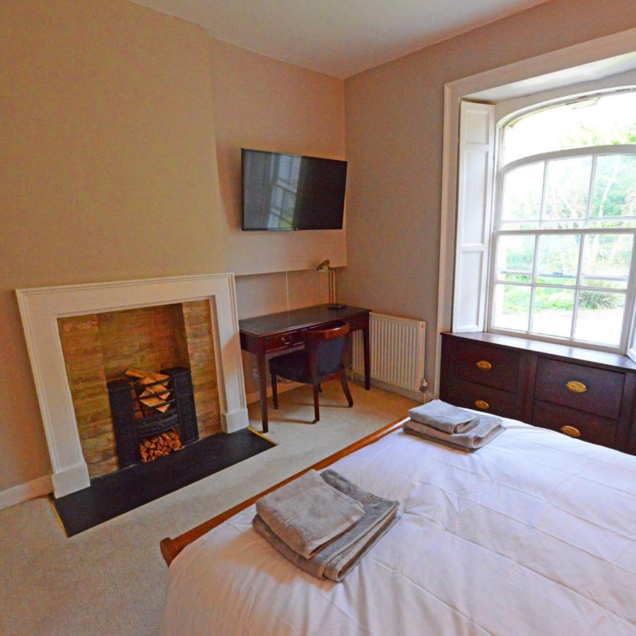 Hotel Rounceval House Chipping Sodbury Esterno foto